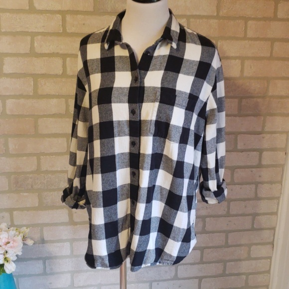 White Plaid Hi Lo Flannel Shirt | Poshmark